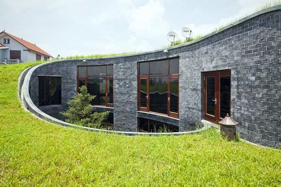 Stone House – зеленый проект дома из камня