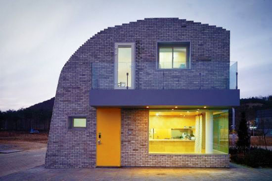 Креативный проект дома 9,675 Pixel House из кирпичей